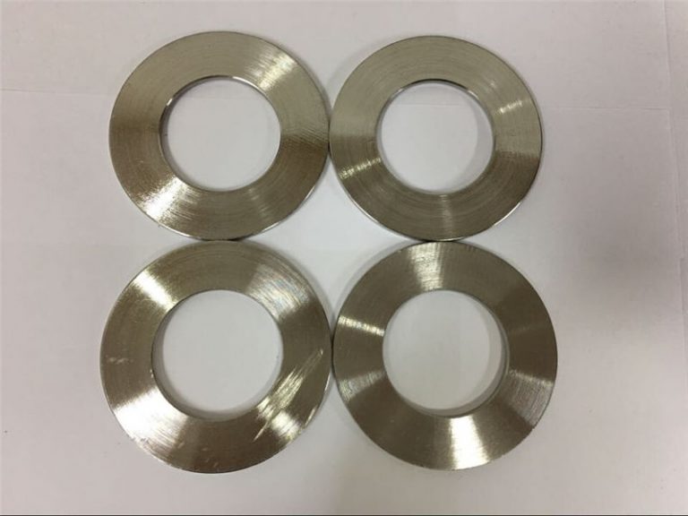 מכונת כביסה שטוחה